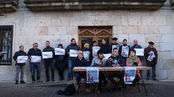 IRRATIEN TARTEA: Altsasuko liskarraren ondorengoak, Bakaikuko galdeketa eta agenda