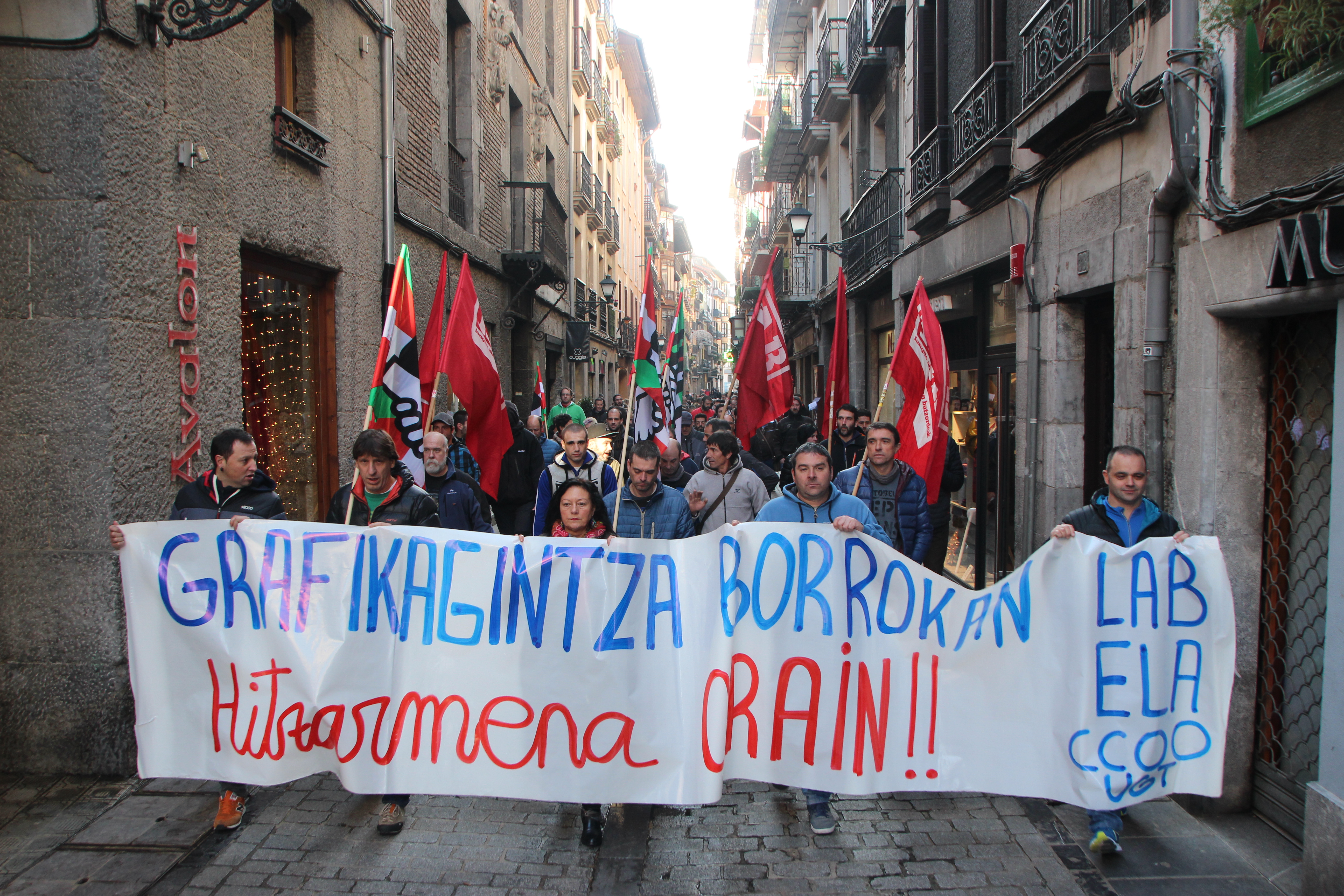 IRRATIEN TARTEA: Tolosaldeko memoria, grafikagintzako lan protesta eta gaztetxeen berri