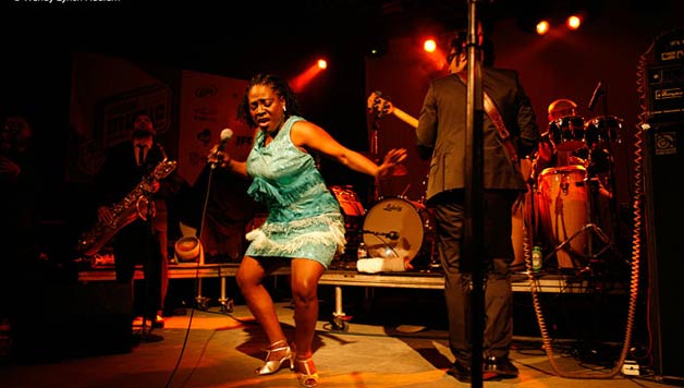 SOINUGELA: Sharon Jones-i gorazarre, Charlie Rich, Rico Rodriguez