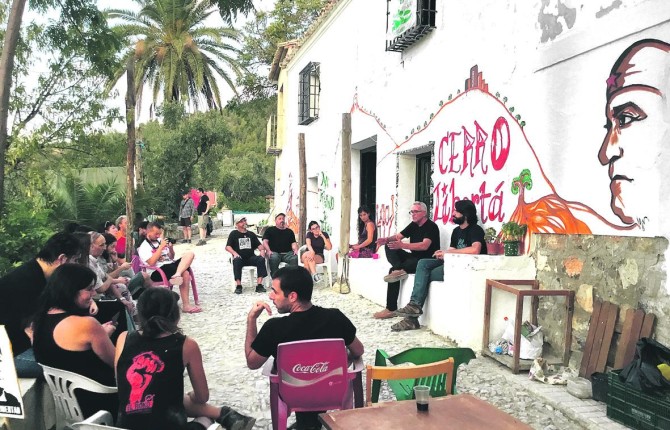 “Cerro Libertad” proiektua eta desalojo arriskua