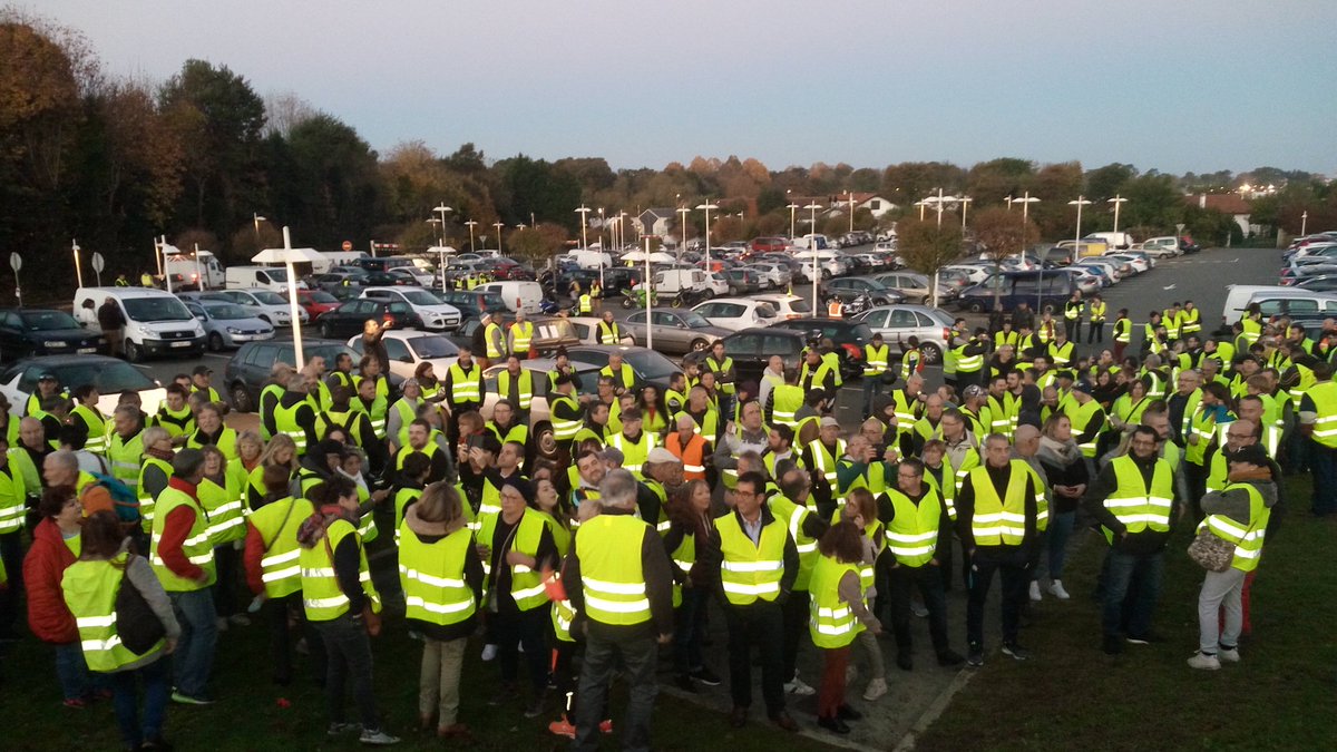 IRRATIEN TARTEA | Lapurdiren berri, Gure irratiaren eskutik