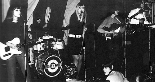 Bidasoa Attak! – 1965-1966 Girls Garage Rock – II. Zatia
