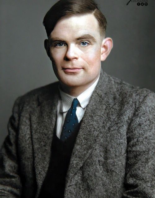 GAUR EGUR – Alan Turing