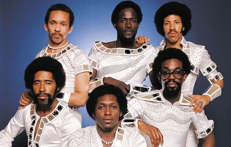 Alamabako ´The Comodores´bandaren folk and soula