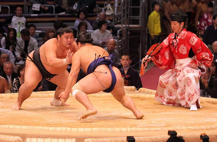 KIROL ESKIROL: Sumo kirola Euskal Herrian