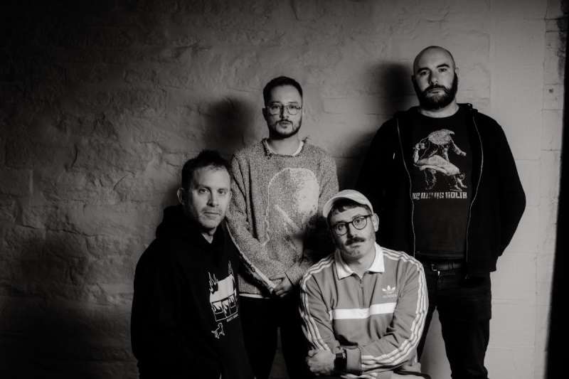 ADI – Wot Gorilla? hau da galdera!