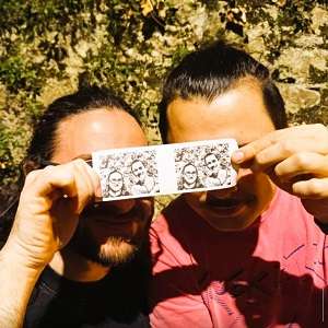 KULTURKAPSULAK: Plastikozko oasi baten zepoan ez da nehor asetzen …