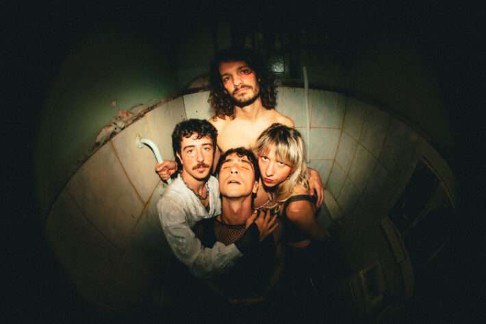 ADI – Catchy Peril, Marseillatik neurrigabeko rocka