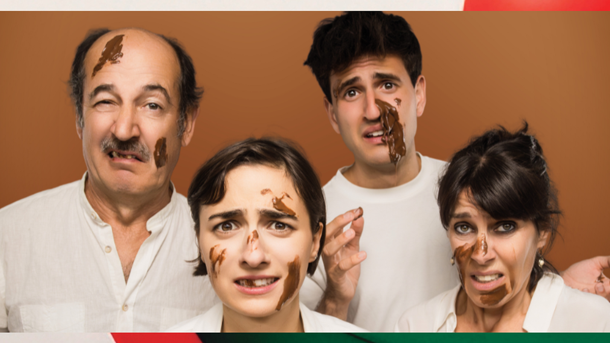 ‘Kaka’ antzezlanaz solasean, Erika Olaizola eta Xanti Agirrezabala aktoreekin