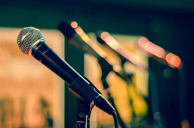 POTTO: Sebastian lisazo eta Arkaitz Estiballes kantuan