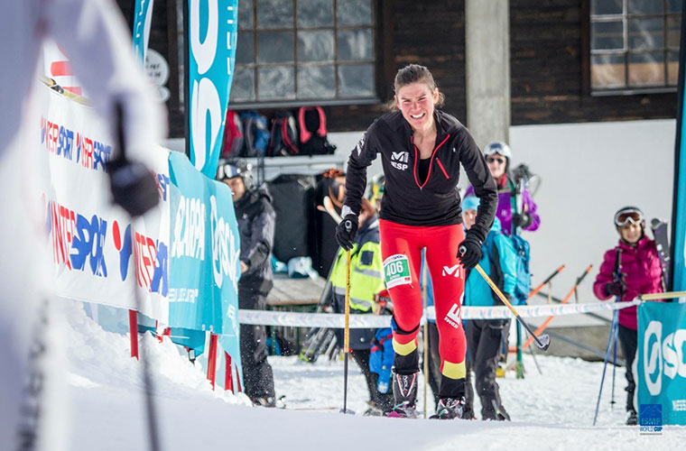 KIROL ESKIROL: Eskietan irristaka