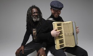 Winston McAnuff and Fixi